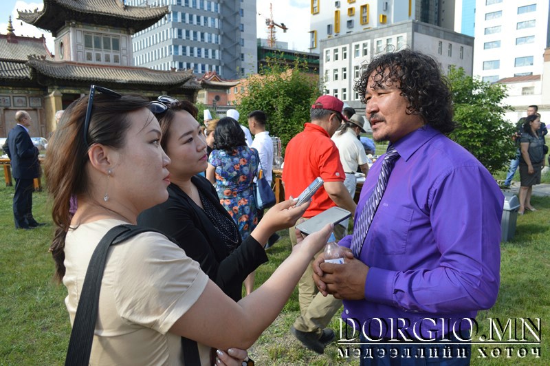 Монголын язгуур урлагийн гайхамшгийг мэдрүүлэх нүүдлийн асар өргөө нээлтээ хийлээ